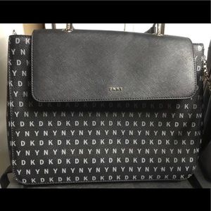 NEW DKNY crossbody purse